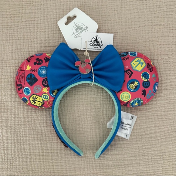 NWT Disney Vacation Club Mickey Loungefly Ears Headband - Picture 1 of 2